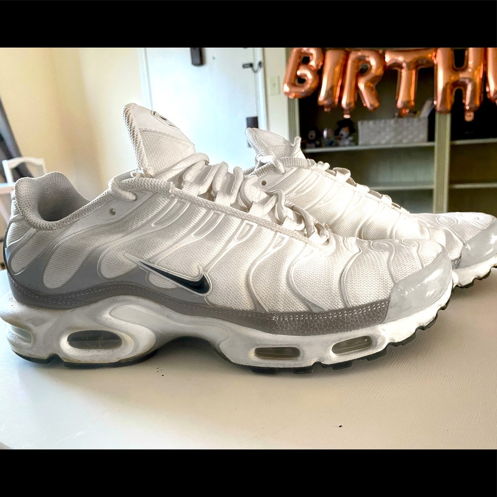 Men’s Nike Tune 1 Sneakers